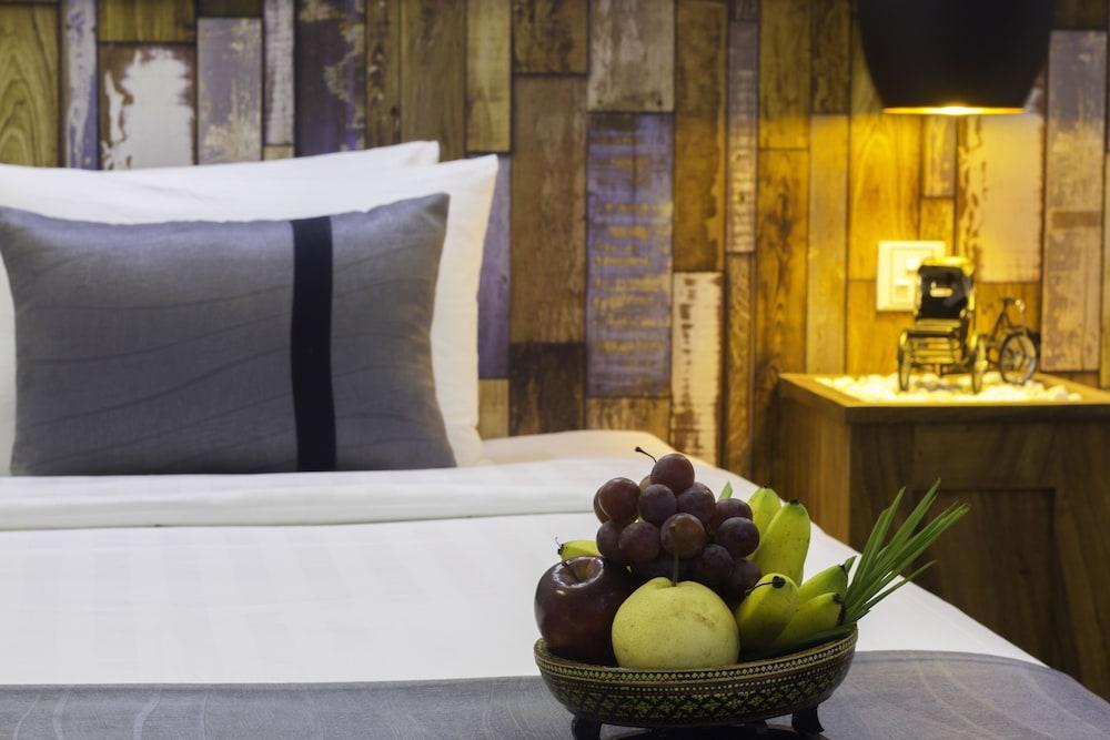 Double Leaf Boutique Hotel Phnom Penh Bagian luar foto