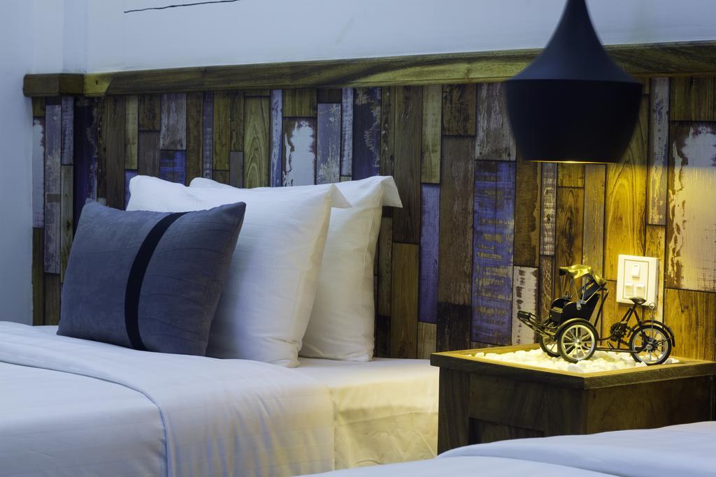 Double Leaf Boutique Hotel Phnom Penh Bagian luar foto