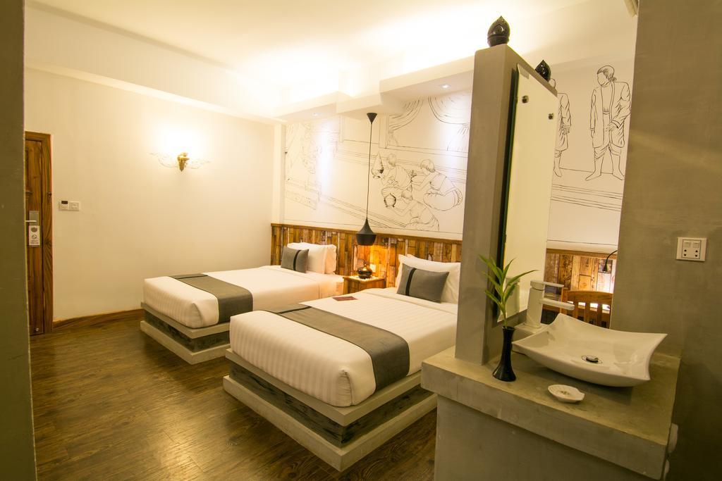 Double Leaf Boutique Hotel Phnom Penh Bagian luar foto