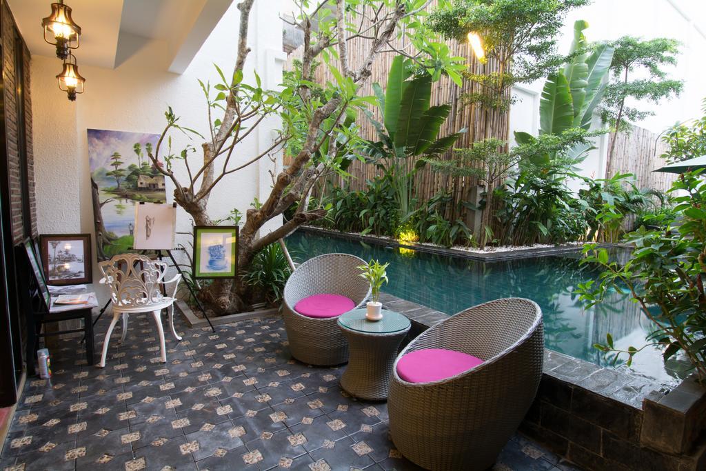 Double Leaf Boutique Hotel Phnom Penh Bagian luar foto